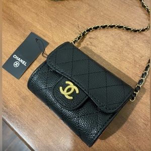 Beautiful Chanel wallet purse